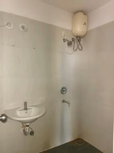 Common Bathroom Image of 585 Sq.ft 1 BHK Apartment / Flat for sale in Lodha Casa Rio, Palava Phase 1 Thane for Rs. 3200000