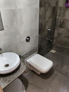 Bathroom Image of 2025 Sq.ft 3 BHK Apartment / Flat for sale in Maple Greens Residency, Shilaj Ahmedabad for Rs. 15500000