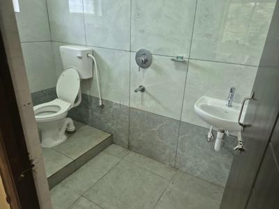 Bathroom Image of 1750 Sq.ft 3 BHK Builder Floor for rent in Shampur Bhubaneswar for Rs. 30000