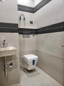 Common Bathroom Two Image of 600 Sq.ft 2 BHK Apartment / Flat for sale in Nangli Sakrawati New Delhi for Rs. 3850000
