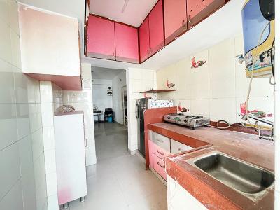Kitchen Image of 576 Sq.ft 2 BHK Apartment / Flat for sale in Maninagar Ahmedabad for Rs. 3700000