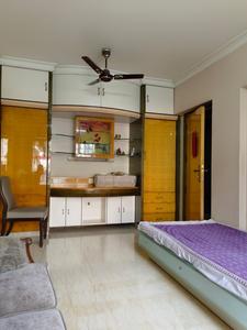 Bedroom Image of 750 Sq.ft 2 BHK Apartment / Flat for rent in Vile Parle East Mumbai for Rs. 96000