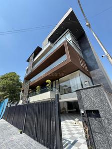 4 BHK Independent Builder Floor
