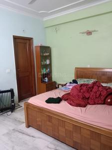 Bedroom Image of 1000 Sq.ft 3 BHK Apartment / Flat for sale in Swaraj Homes Surya Apartment Pocket A 11, Kalkaji Extension New Delhi for Rs. 15000000