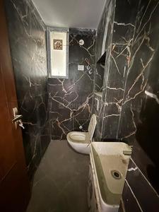 Bathroom Image of 1270 Sq.ft 3 BHK Apartment / Flat for sale in Dera Mandi New Delhi for Rs. 7800000