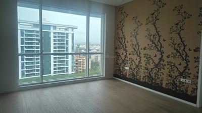 Bedroom Image of 6256 Sq.ft 4.5 BHK Apartment / Flat for sale in Magarpatta City Pune for Rs. 140000000