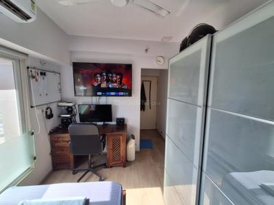 Hall Image of 1100 Sq.ft 3 BHK Apartment / Flat for sale in Kanakia Paris, Bandra East Mumbai for Rs. 54500000