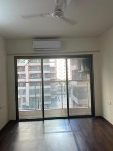 Hall Image of 960 Sq.ft 2 BHK Apartment / Flat for sale in K Raheja Vistas, Powai Mumbai for Rs. 26500000