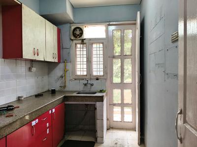 Kitchen Image of 1950 Sq.ft 3 BHK Apartment / Flat for sale in Swaraj Homes Jeevan Tara Apartment, Sector 43 Gurgaon for Rs. 28000000