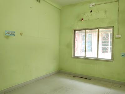 Bedroom Image of 900 Sq.ft 2 BHK Builder Floor for rent in Thakurpukur Kolkata for Rs. 15000