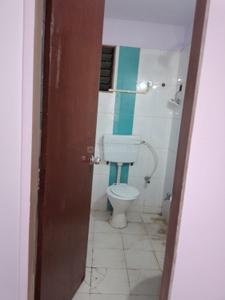 Bathroom Image of 750 Sq.ft 2 BHK Apartment / Flat for rent in Rajhans Wings, Pankaj Nagar Surat for Rs. 17000