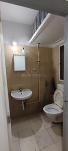 Bathroom Image of 885 Sq.ft 2 BHK Apartment / Flat for rent in DB Ozone, Dahisar East Mumbai for Rs. 30000