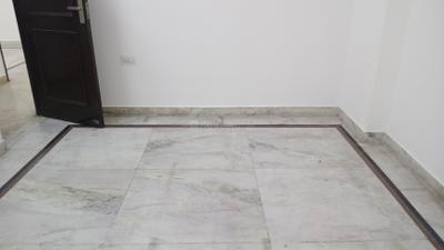 Bedroom Image of 1375 Sq.ft 3 BHK Apartment / Flat for sale in HRC Apartments, Indirapuram Ghaziabad for Rs. 14200000