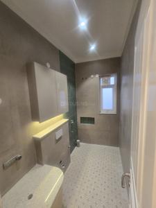 Bathroom Image of 2700 Sq.ft 4 BHK Duplex for sale in Sahastradhara Road Dehradun for Rs. 16500000