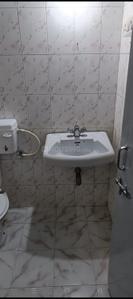 Bathroom Image of 960 Sq.ft 2 BHK Apartment / Flat for rent in Lotus Shobha Park, Yerawada Pune for Rs. 30000