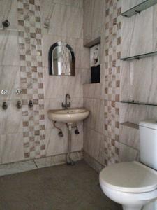 Common Bathroom Four Image of 2200 Sq.ft 6 BHK Apartment / Flat for sale in KG-III New Delhi for Rs. 20000000