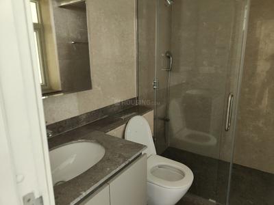 Image of 1731 Sq.ft 2 BHK Apartment / Flat for rent in DLF One Midtown, Karampura, New Delhi for Rs. 79000