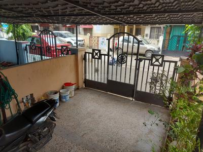 Balcony Image of 2400 Sq.ft 4 BHK Independent House for rent in Durgesh Vihar Bhopal for Rs. 50000