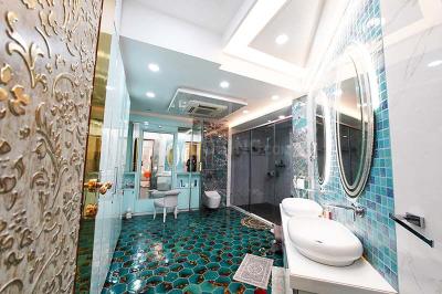 Bathroom Image of 7200 Sq.ft 7 BHK Penthouse for sale in Satellite Ahmedabad for Rs. 105000000