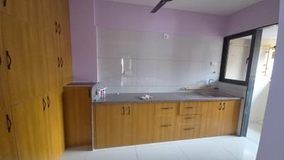 Kitchen Image of 2000 Sq.ft 3 BHK Apartment / Flat for rent in Shiv Ananta, Chandkheda Ahmedabad for Rs. 25000