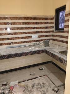 Kitchen Image of 600 Sq.ft 1 BHK Builder Floor for rent in Sector 63 A Noida for Rs. 14500