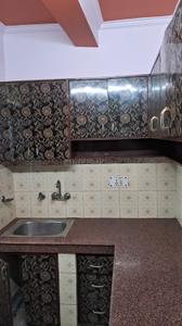 Kitchen Image of 900 Sq.ft 2 BHK Builder Floor for rent in RWA Jitar Nagar Block C, Krishna Nagar New Delhi for Rs. 30000