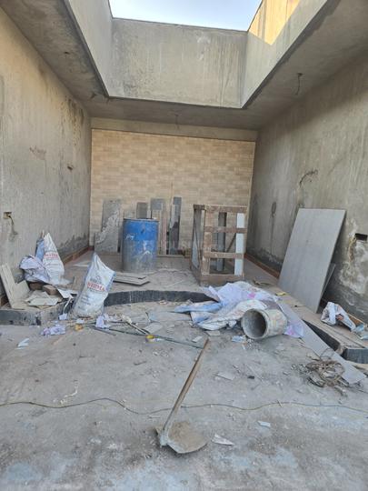 Model Town Main Image 1