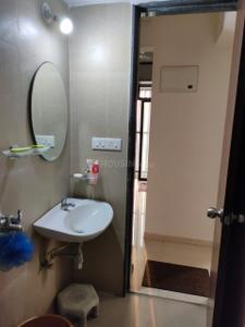 Bathroom Image of 670 Sq.ft 1 BHK Apartment / Flat for sale in Runwal My City, Usarghar Thane for Rs. 3700000