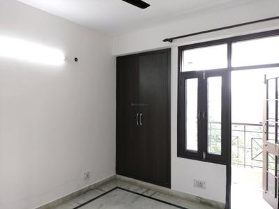 Bedroom Image of 1600 Sq.ft 3 BHK Apartment / Flat for rent in Sector 18 Dwarka New Delhi for Rs. 47000