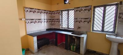 Kitchen Image of 450 Sq.ft 1 RK Apartment / Flat for rent in Keshtopur Kolkata for Rs. 8000