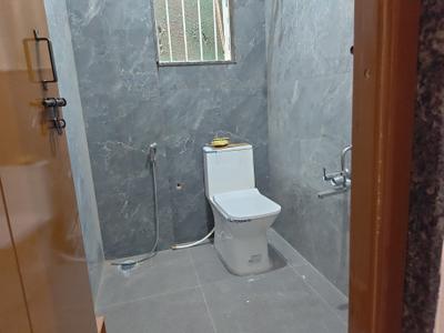 Image of 1100 Sq.ft 2 BHK Builder Floor for rent in Kartik Nagar, Bengaluru for Rs. 45000