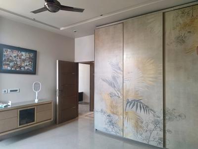 Bedroom Image of 6900 Sq.ft 5 BHK Independent House for sale in Sector 15A Noida for Rs. 195000000