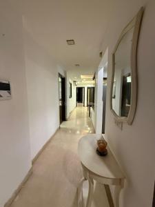 Hall Image of 3200 Sq.ft 4 BHK Builder Floor for rent in Green Park Extension New Delhi for Rs. 250000