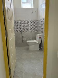 Bathroom Image of 600 Sq.ft 2 BHK Independent House for rent in Vandalur Chennai for Rs. 20000