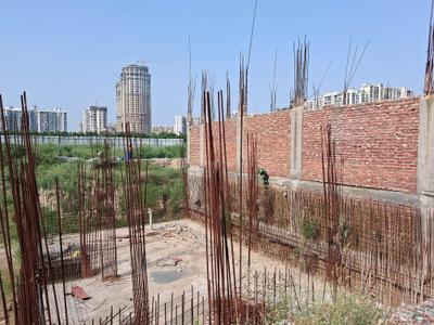 Image of 5400 Sq.ft Residential Plot / Land for sale in Centrum Estates 76, Sector 76, Noida for Rs. 120000000
