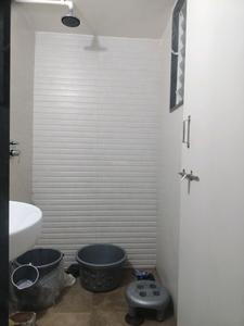 Common Bathroom One Image of 690 Sq.ft 1 BHK Apartment / Flat for rent in Bibwewadi Pune for Rs. 15000