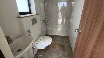 Bathroom Image of 550 Sq.ft 1 BHK Apartment / Flat for sale in Duville Riverdale Suites, Kharadi Pune for Rs. 6800000