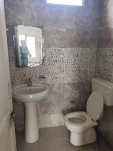 Bathroom Image of 1200 Sq.ft 2 BHK Apartment / Flat for rent in Guru Nanak Nagar Jammu for Rs. 14000