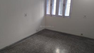 Bedroom Image of 1300 Sq.ft 2.5 BHK Apartment / Flat for rent in Sector 30 Noida for Rs. 30000