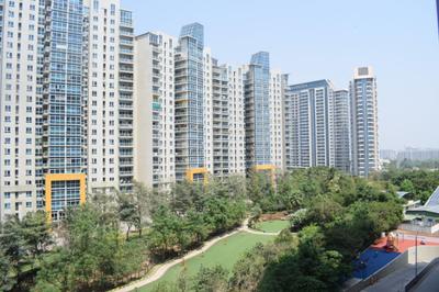 Image of 1092 Sq.ft 2 BHK Apartment / Flat for sale in Amanora Aspire Towers, Hadapsar, Pune for Rs. 14800000