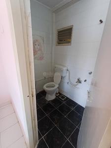 Bathroom Image of 750 Sq.ft 1 BHK Apartment / Flat for rent in Adajan Surat for Rs. 14000