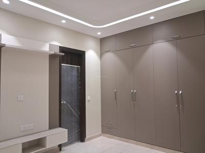 Bedroom Image of 1800 Sq.ft 3 BHK Builder Floor for sale in Paschim Vihar New Delhi for Rs. 39200000
