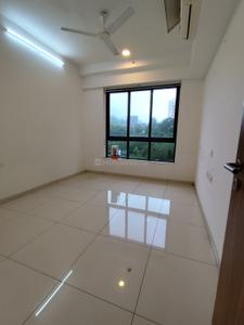 Bedroom Image of 1300 Sq.ft 3 BHK Apartment / Flat for sale in Shapoorji Pallonji Vicinia, Powai Mumbai for Rs. 42000000