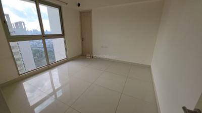 Bedroom Image of 900 Sq.ft 2 BHK Apartment / Flat for rent in Shapoorji Pallonji Epsilon Astron Tower, Kandivali East Mumbai for Rs. 61000