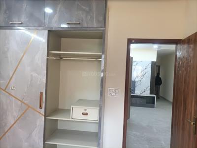 Bedroom Image of 990 Sq.ft 3 BHK Builder Floor for sale in Krishna Nagar New Delhi for Rs. 10000000