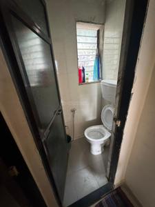 Bathroom Image of 750 Sq.ft 1 BHK Apartment / Flat for sale in Kharghar Navi Mumbai for Rs. 4500000
