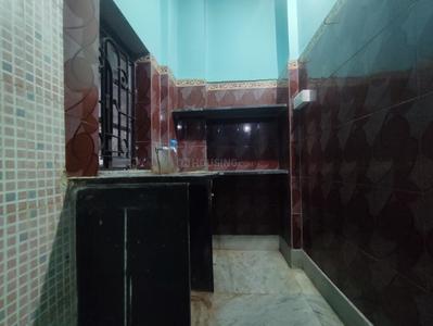 Kitchen Image of 600 Sq.ft 2 BHK Independent House for rent in Keshtopur Kolkata for Rs. 8500