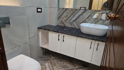 Image of 1440 Sq.ft 3 BHK Builder Floor for sale in GTB Nagar, New Delhi for Rs. 27500000