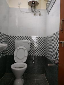 Bedroom One Image of 650 Sq.ft 2 BHK Apartment / Flat for rent in Munnekollal Bengaluru for Rs. 25000