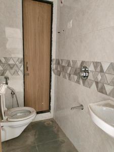 Common Bathroom Image of 700 Sq.ft 1 BHK Apartment / Flat for sale in Ulwe Navi Mumbai for Rs. 7000000